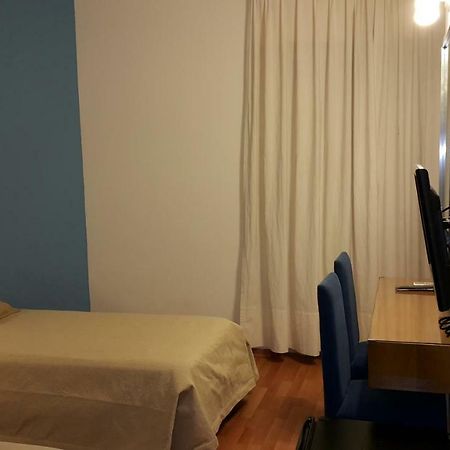 Hotel Avenida Buenos Aires Dış mekan fotoğraf