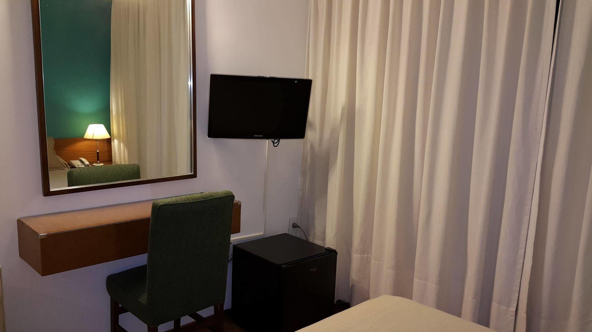 Hotel Avenida Buenos Aires Dış mekan fotoğraf