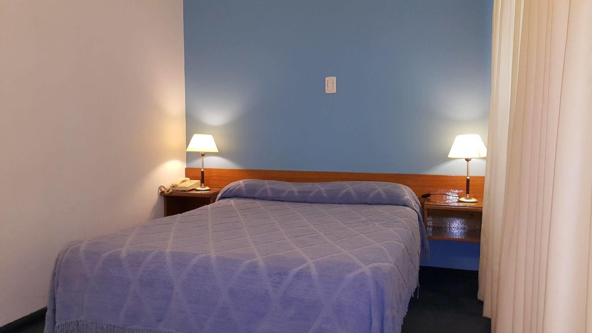 Hotel Avenida Buenos Aires Dış mekan fotoğraf