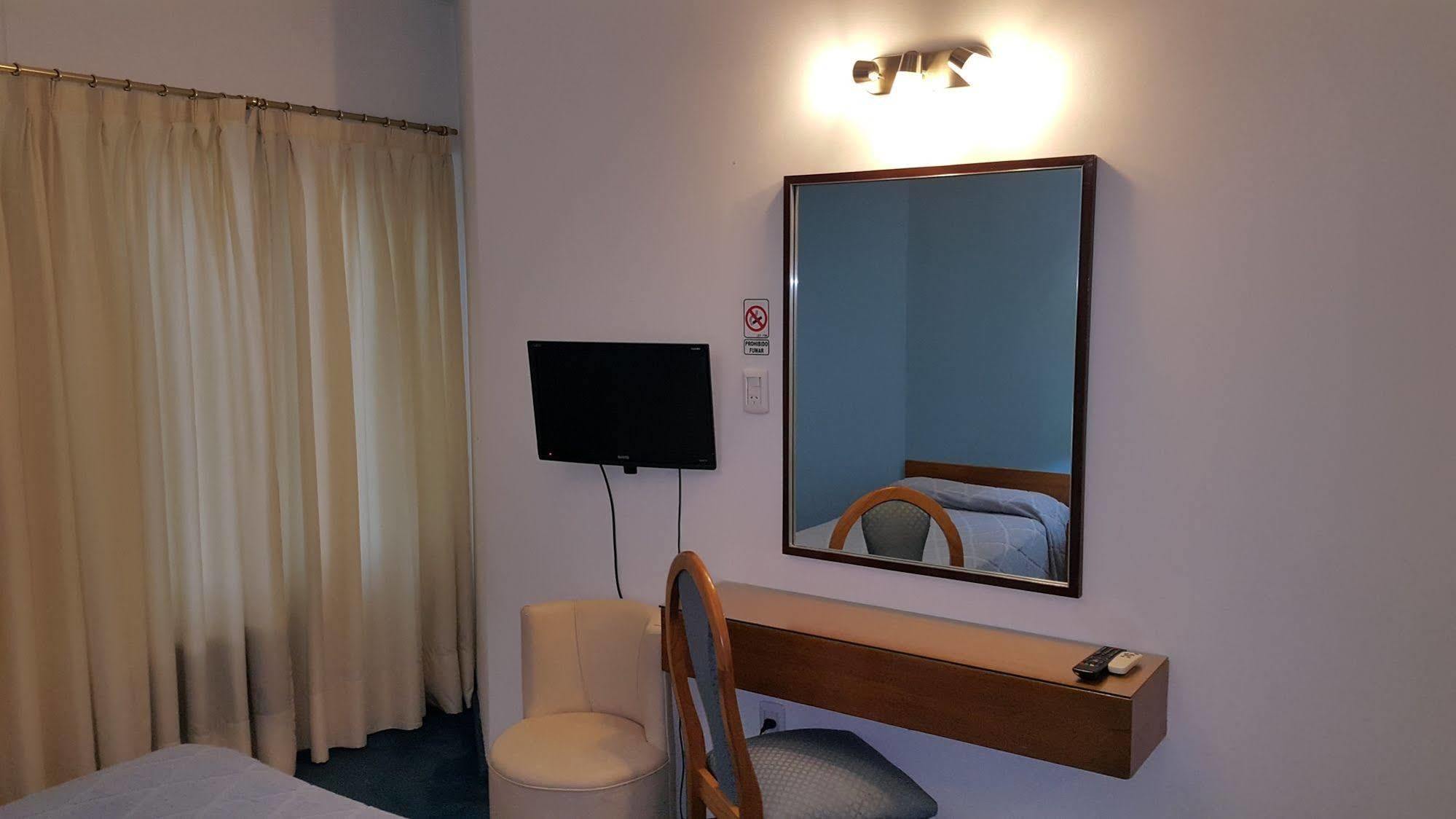 Hotel Avenida Buenos Aires Dış mekan fotoğraf