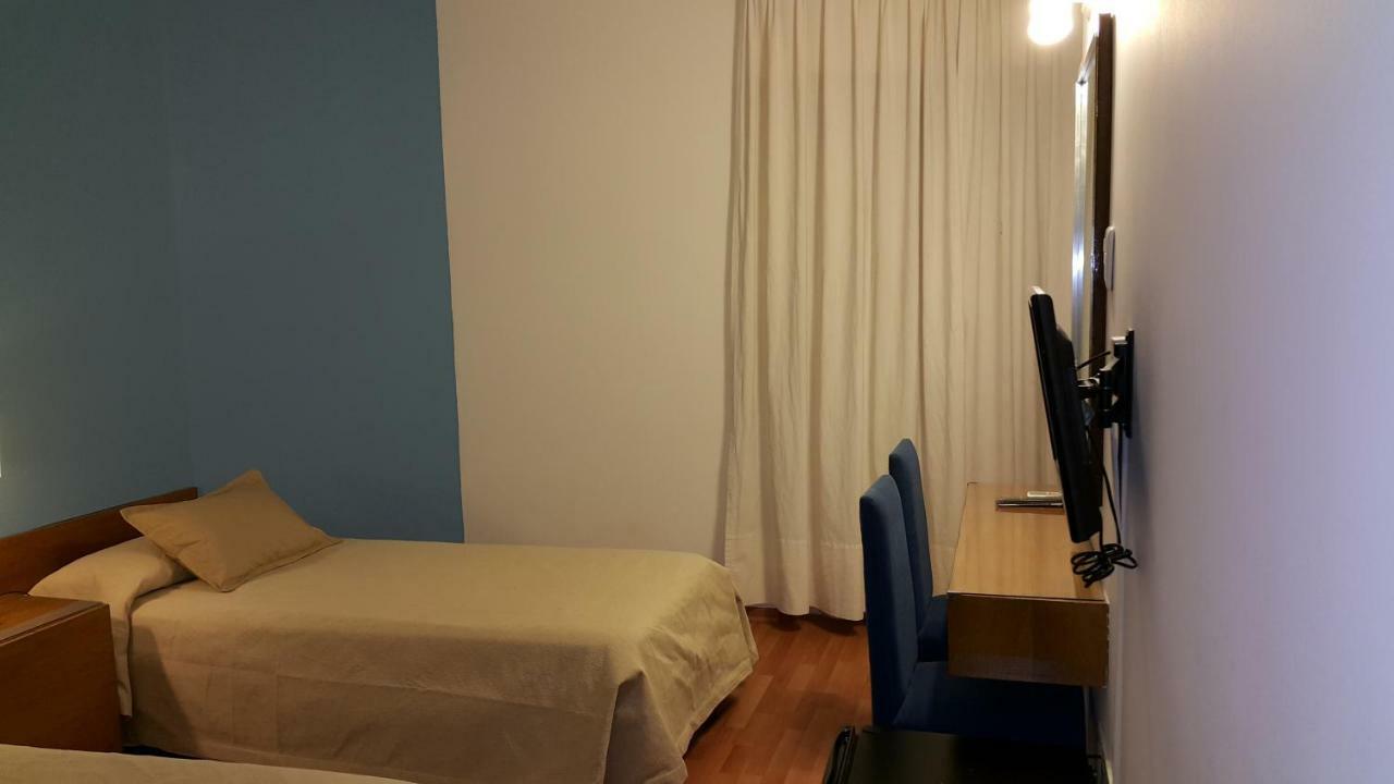 Hotel Avenida Buenos Aires Dış mekan fotoğraf